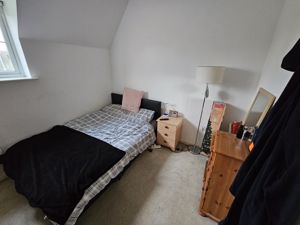 Bedroom- click for photo gallery